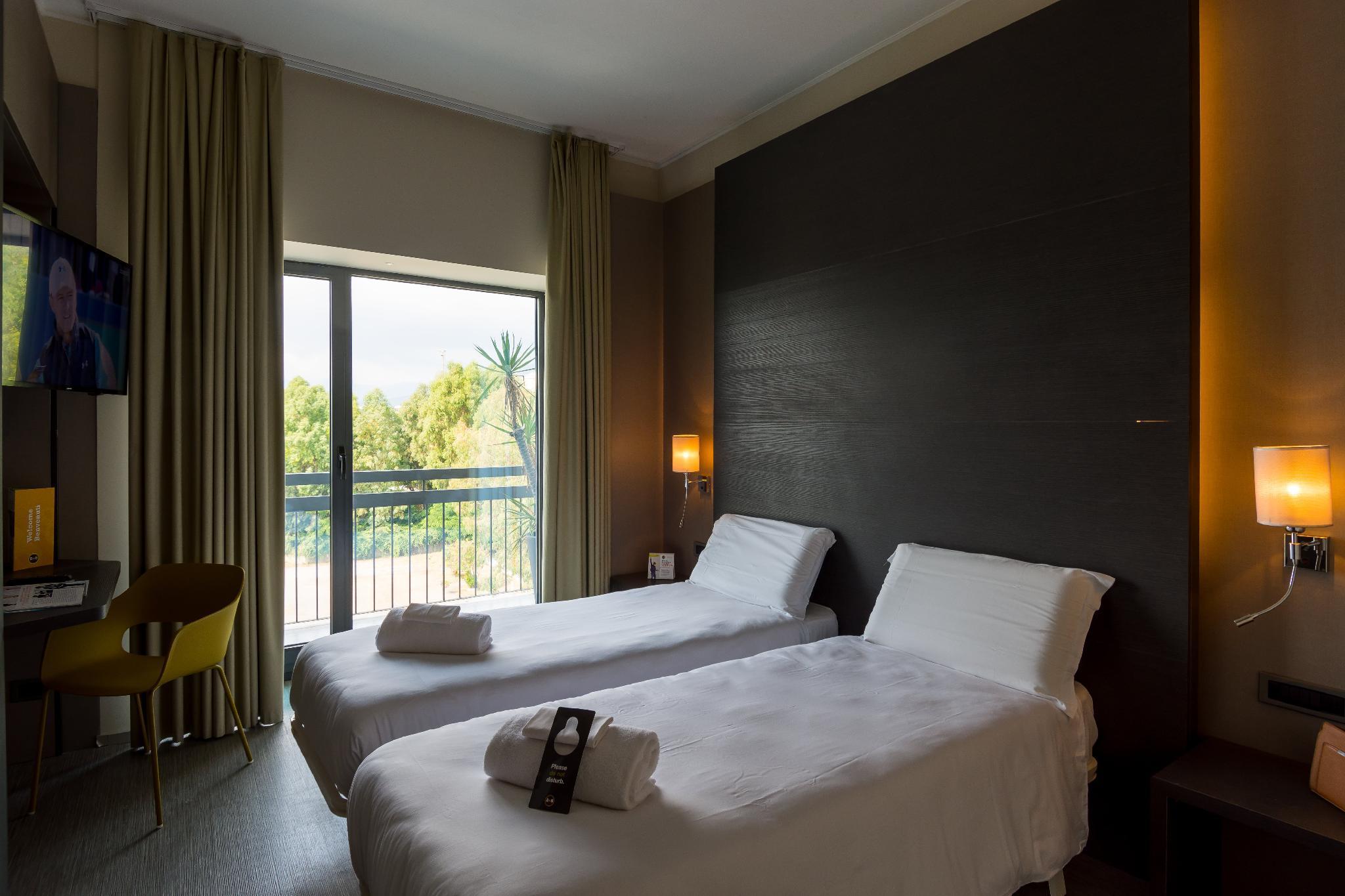 Hotel B&B Hotel Savona 3*