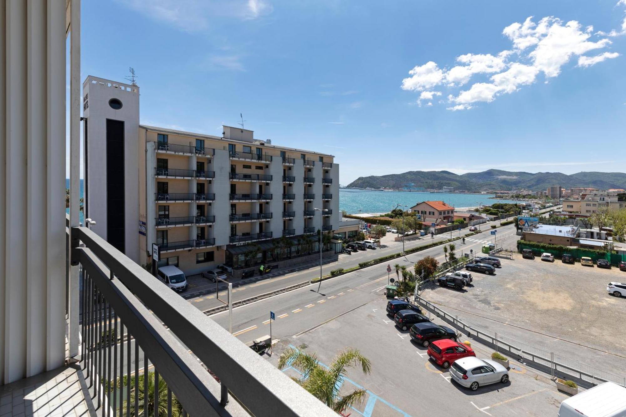 B&B Hotel Savona Hotel