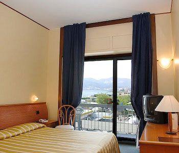 Hotel B&B Hotel Savona 3*