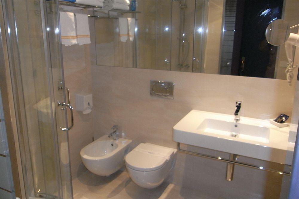 Hotel B&B Hotel Savona